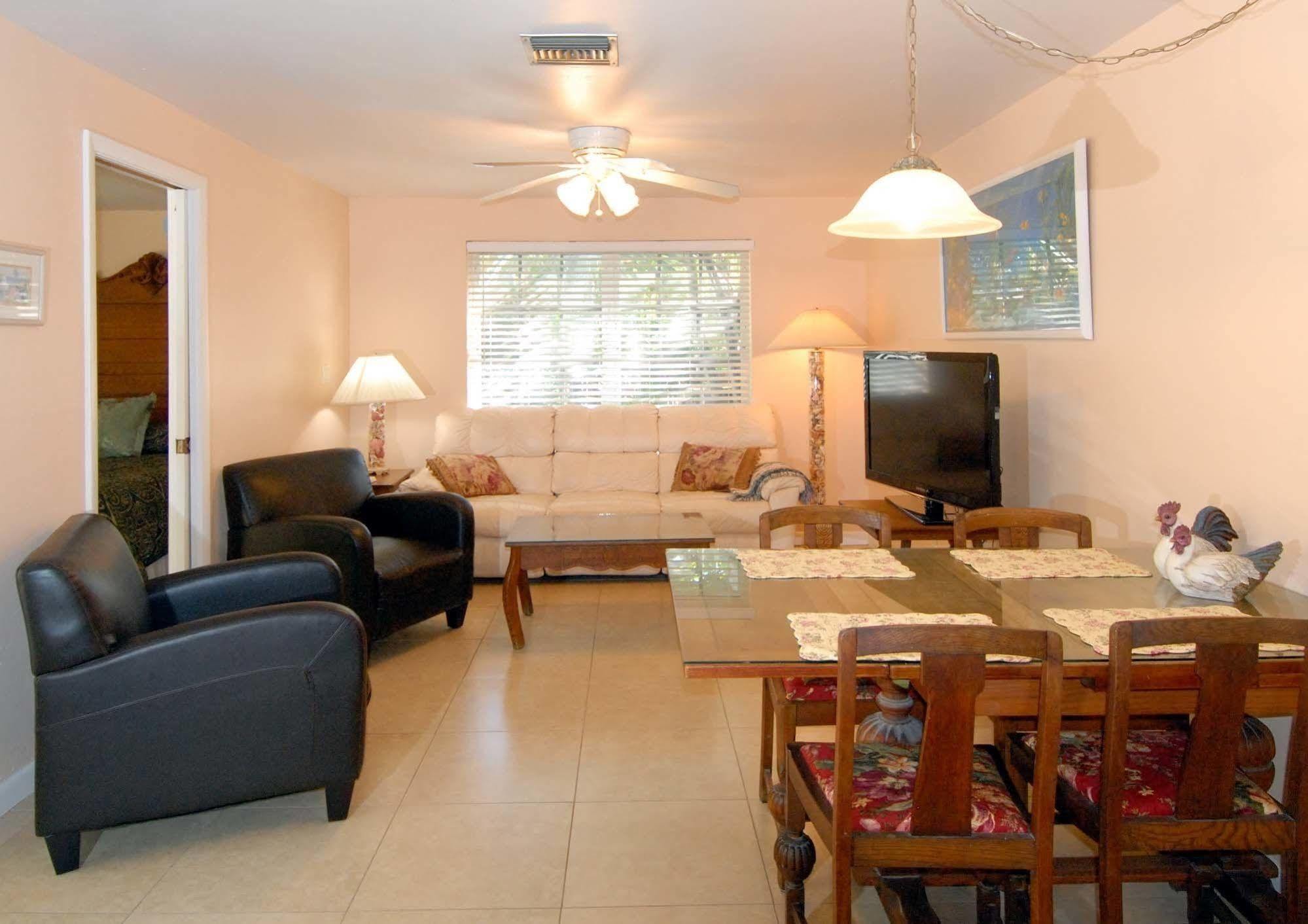 Seahorse Cottages - Adults Only Sanibel Extérieur photo
